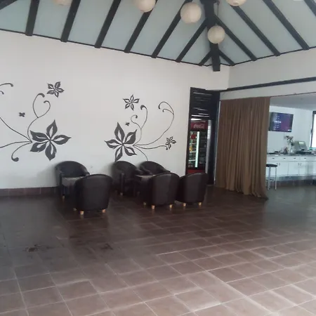 Licki Krovovi Motel 2*