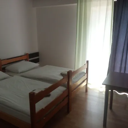 Motel Licki Krovovi Gračac