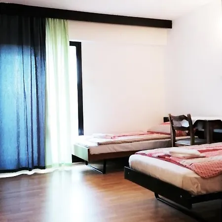 Licki Krovovi Motel